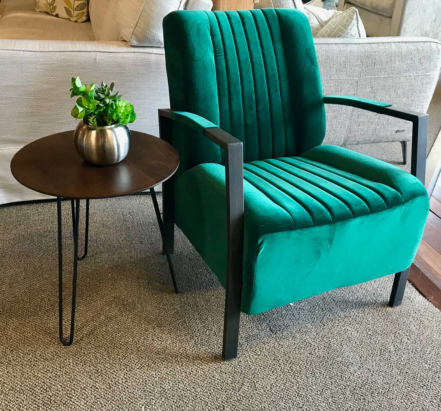 Furniture Outfitters Emerald Green Accent Chair